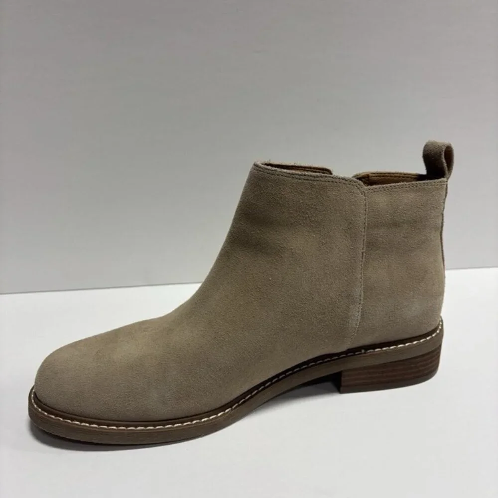 Crown Vintage boots are